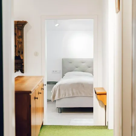 Haus Astrid & Summer Card Apartment